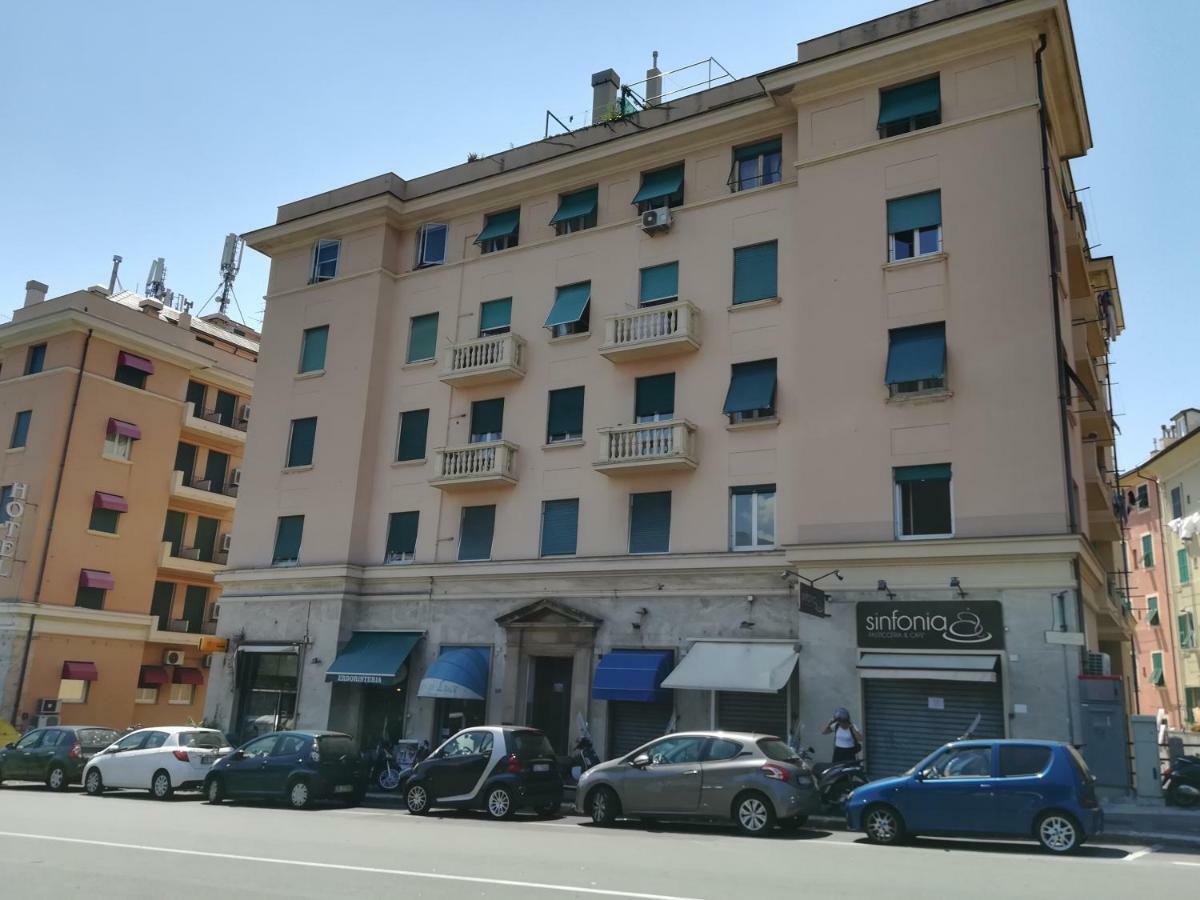 Accanto Al Gaslini Hotel Genova Eksteriør billede